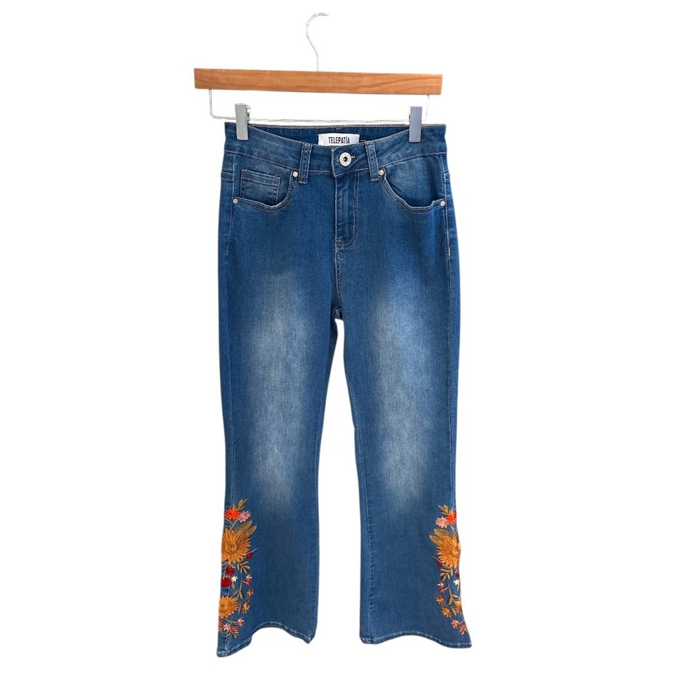 Telepatía Womens Denim Embroidered Cropped Flare Jeans W/ Sunflower & Floral Des